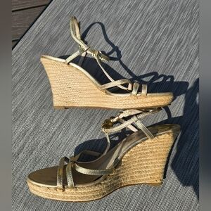 Michael KORS gold Espadrille Wedges  GUC. Size 7.5